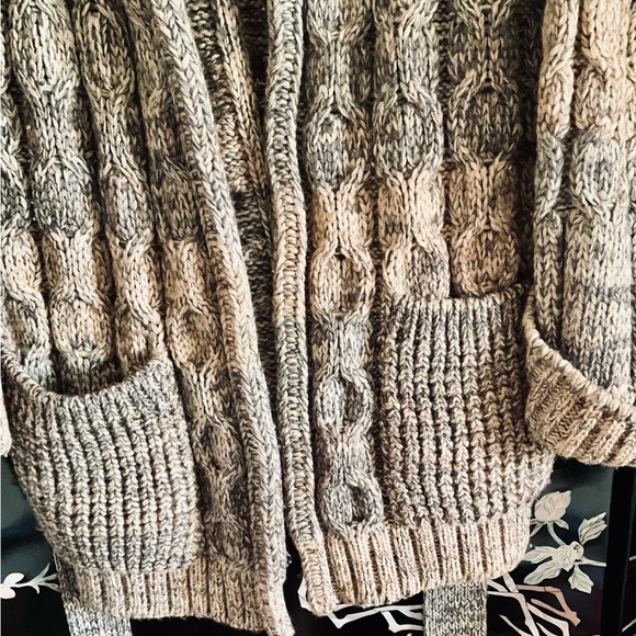 🦡 Vintage wool knit sweater - Picture 4 of 6